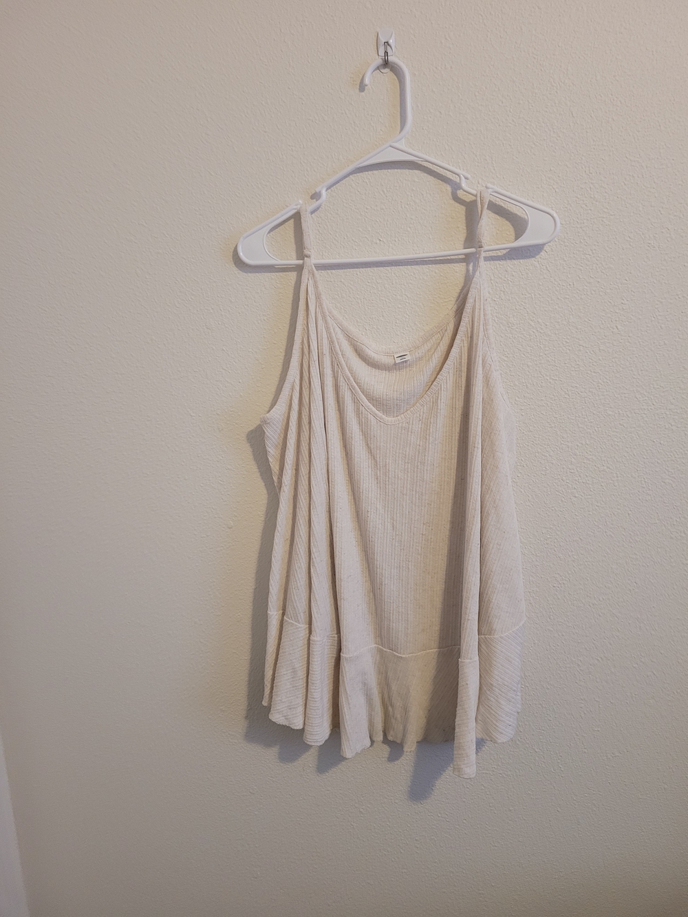 Old Navy Cream Ribbed Swing Tank #275